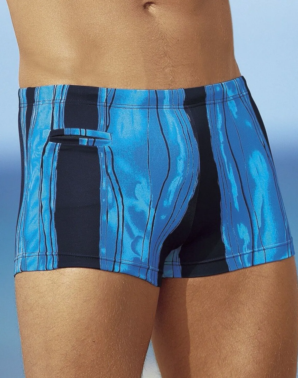 Badehose in Kastenform mit Reißverschlusstasche