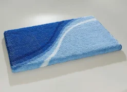Badgarnitur mit rutschhemmender Latex-Rückseite