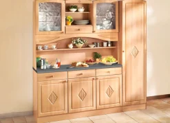 Buffetschrank mit profilierter Front