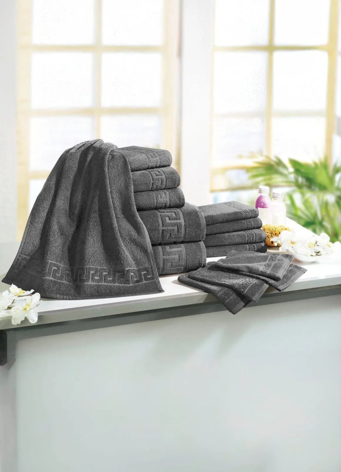 Frottierserie mit Mäander-Jacquard-Struktur