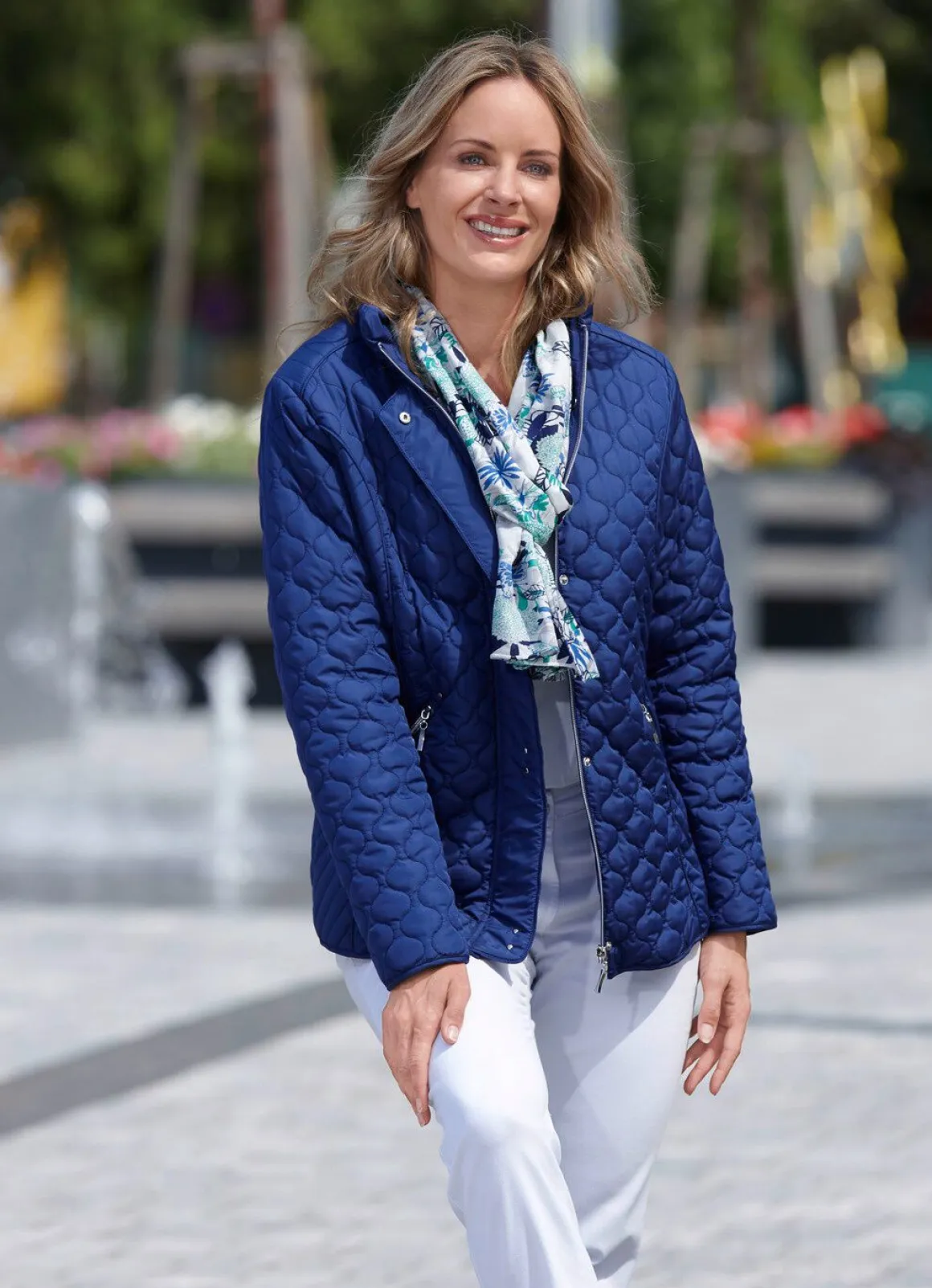 Funktionsjacke mit interessantem Stepp