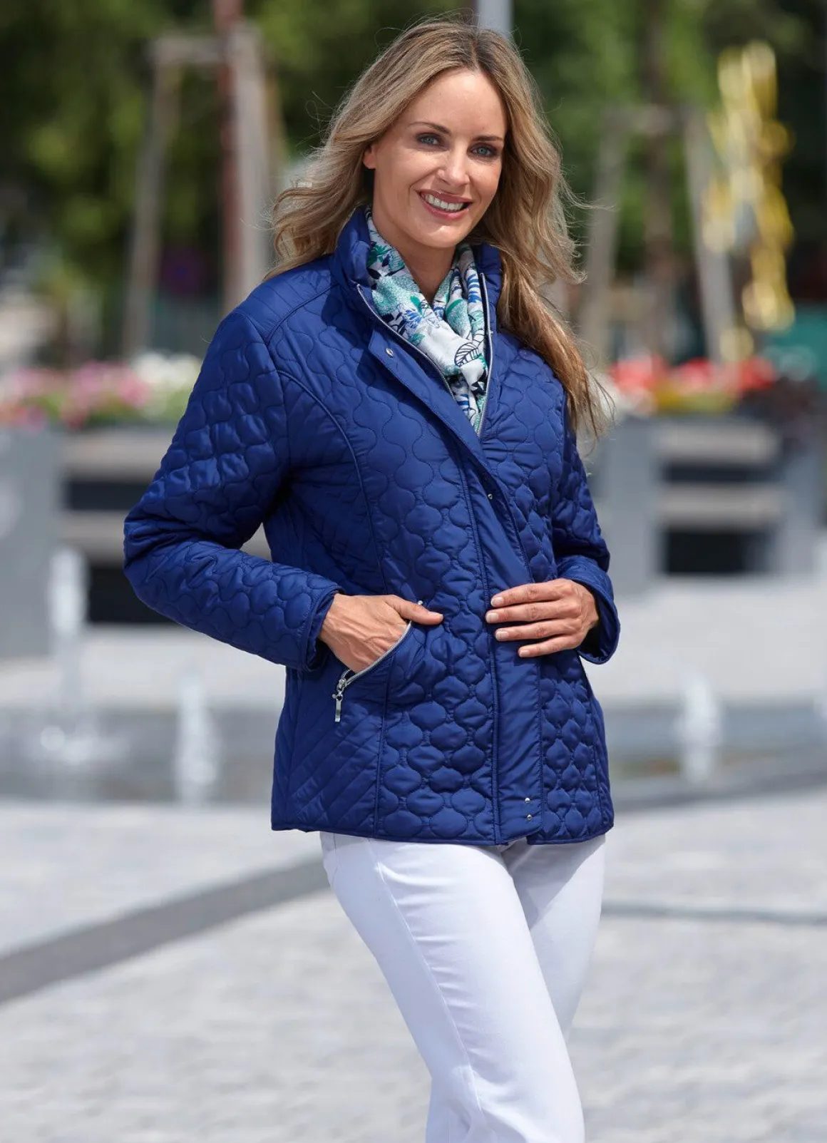 Funktionsjacke mit interessantem Stepp