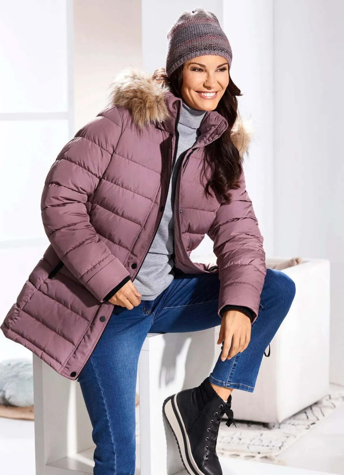 Funktions-Longjacke mit abnehmbarer Kapuze