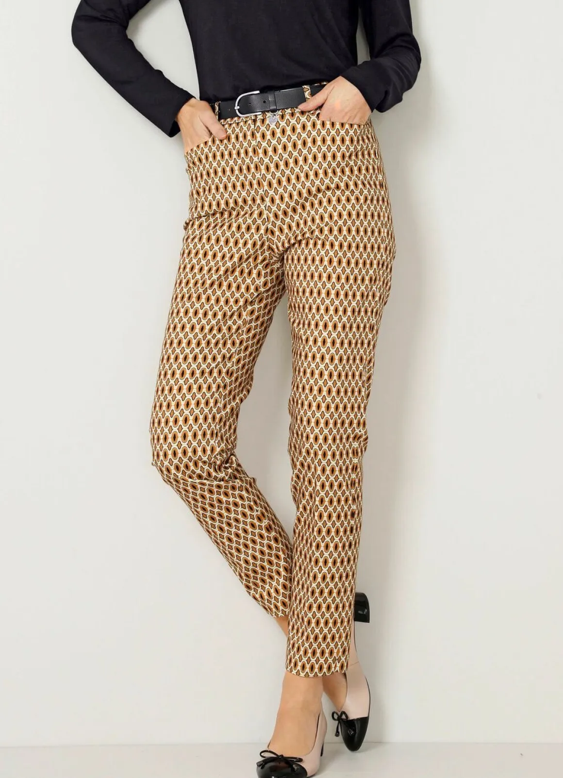 Hose mit farbbrillantem Druck