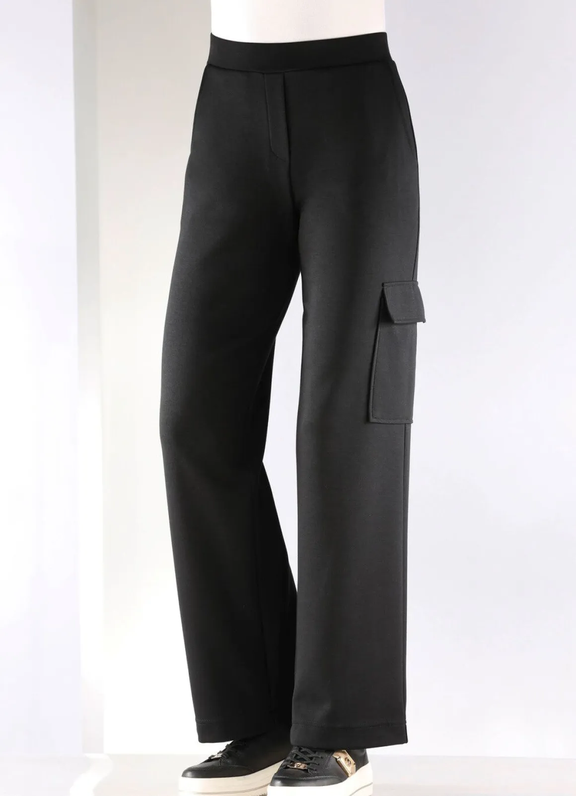 Hose mit Pattentasche in Cargo-Optik