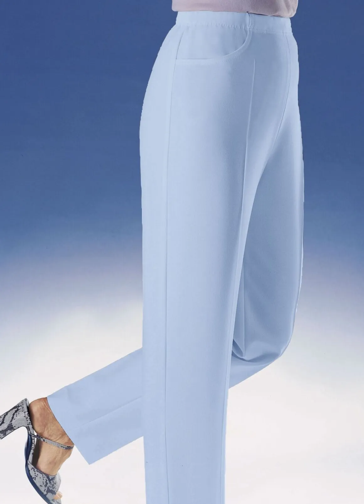 Hose mit praktischen Seitentaschen in 6 Farben