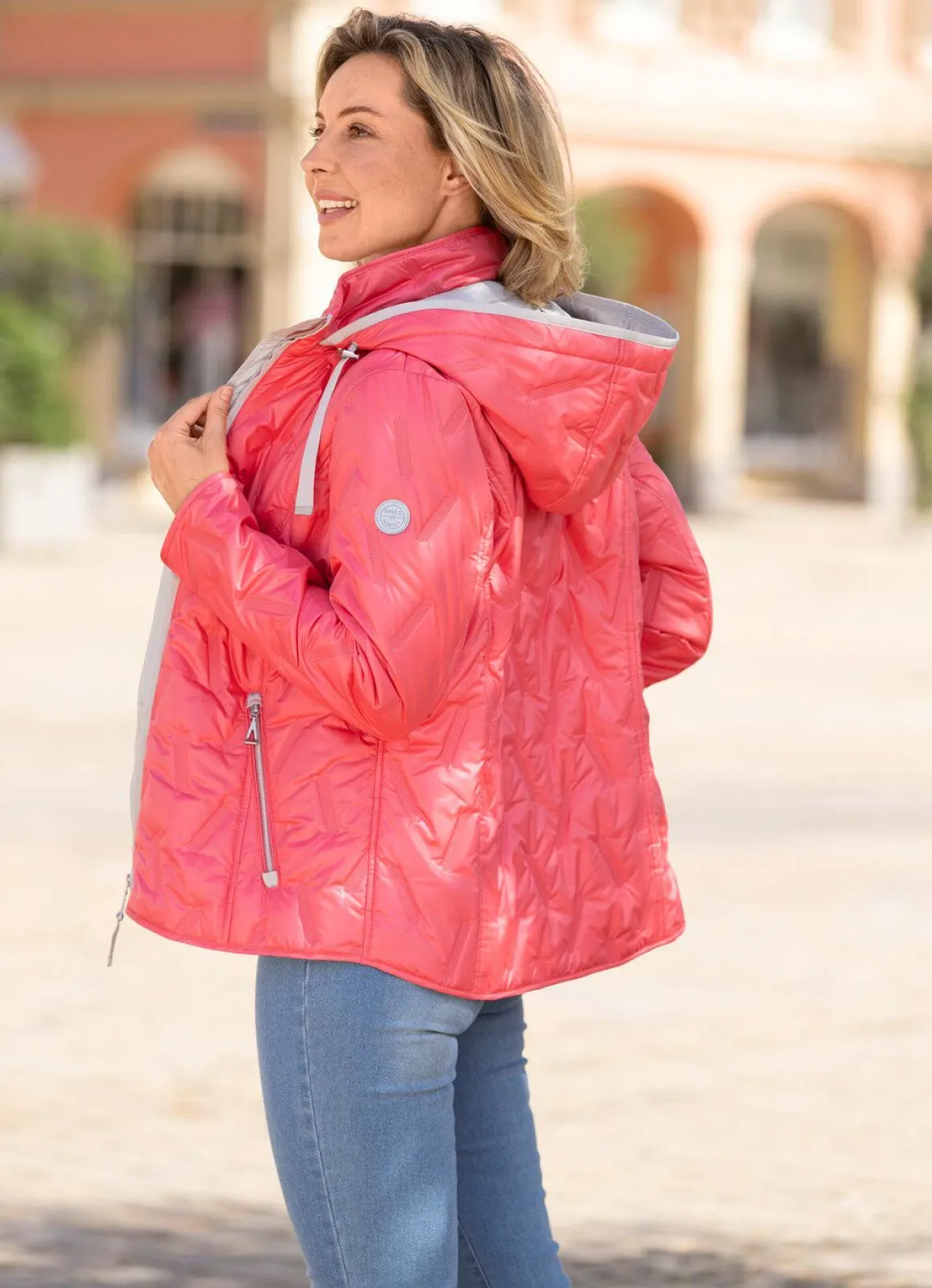 Jacke mit geklebten Kammern