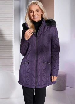 Jacke mit Längssteppung seitlich