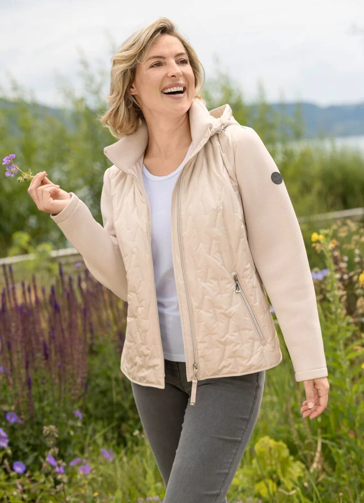 Jacke mit trendgenauem Laserstepp