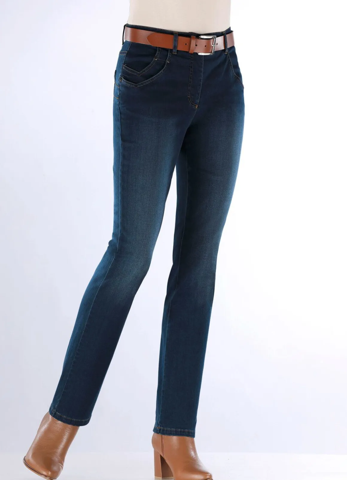 Jeans mit raffinierter Taschenlösung
