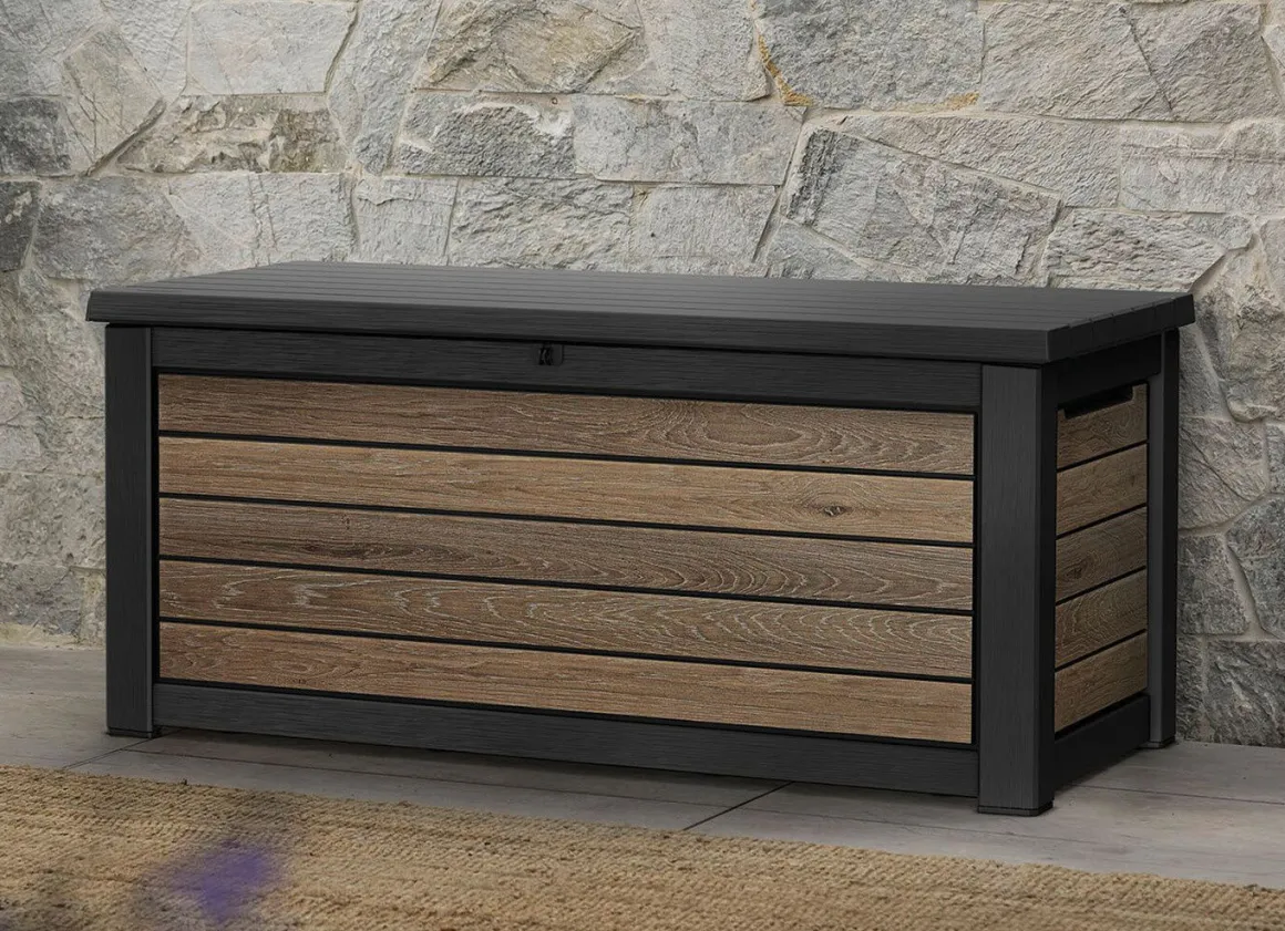 Kissenbox in trendiger Holzoptik