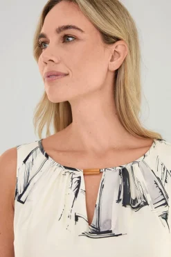 Kleid mit Gehschlitz