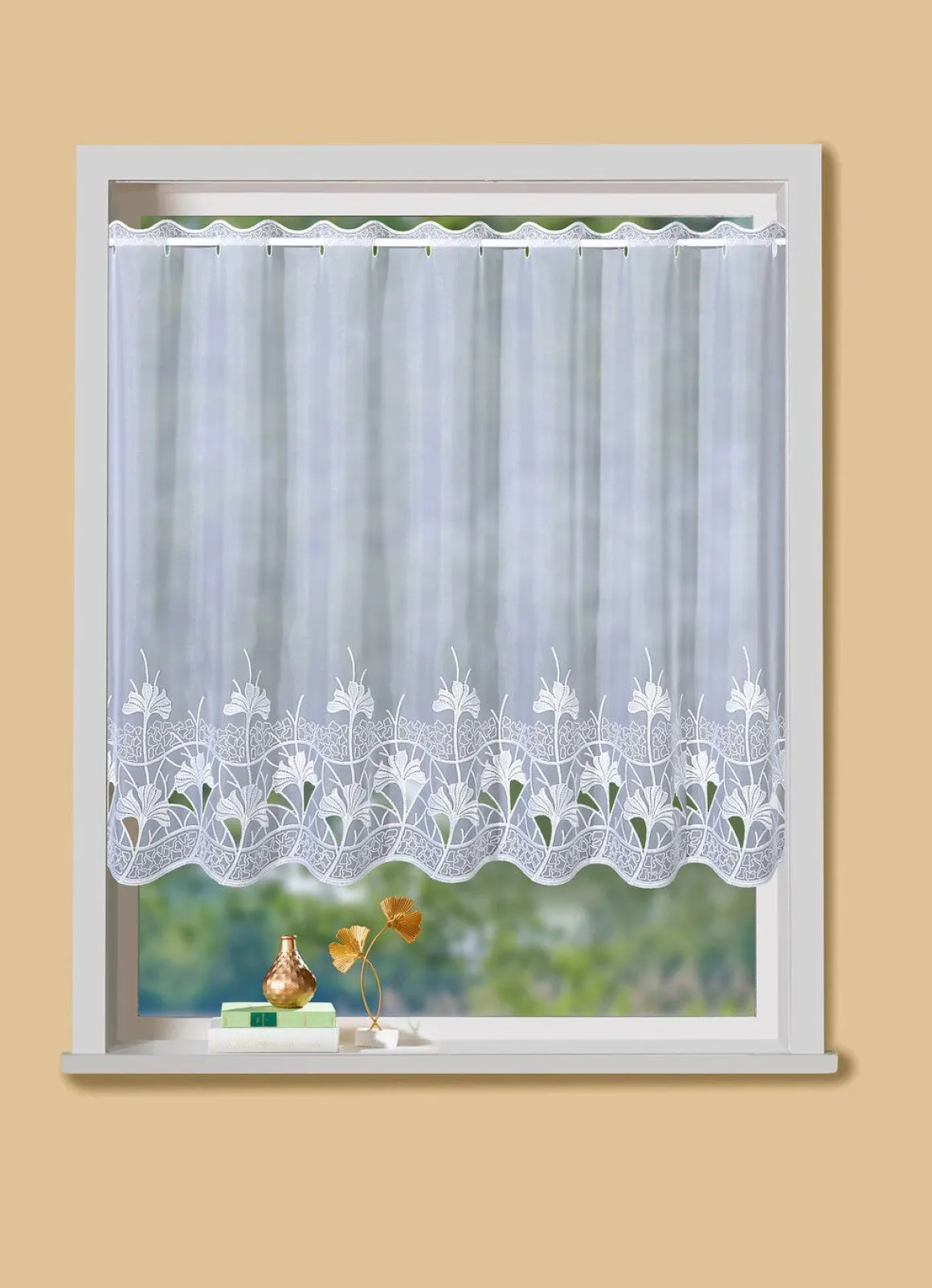 Kleinfenster-Store mit Ginko-Motiv