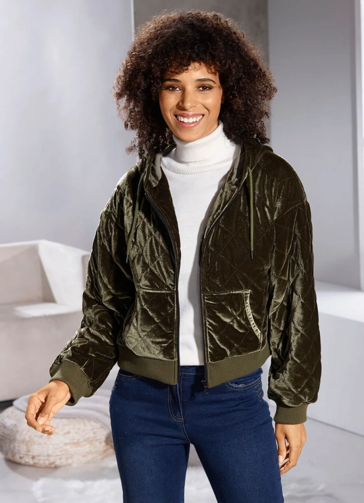 Kurzjacke aus Samt