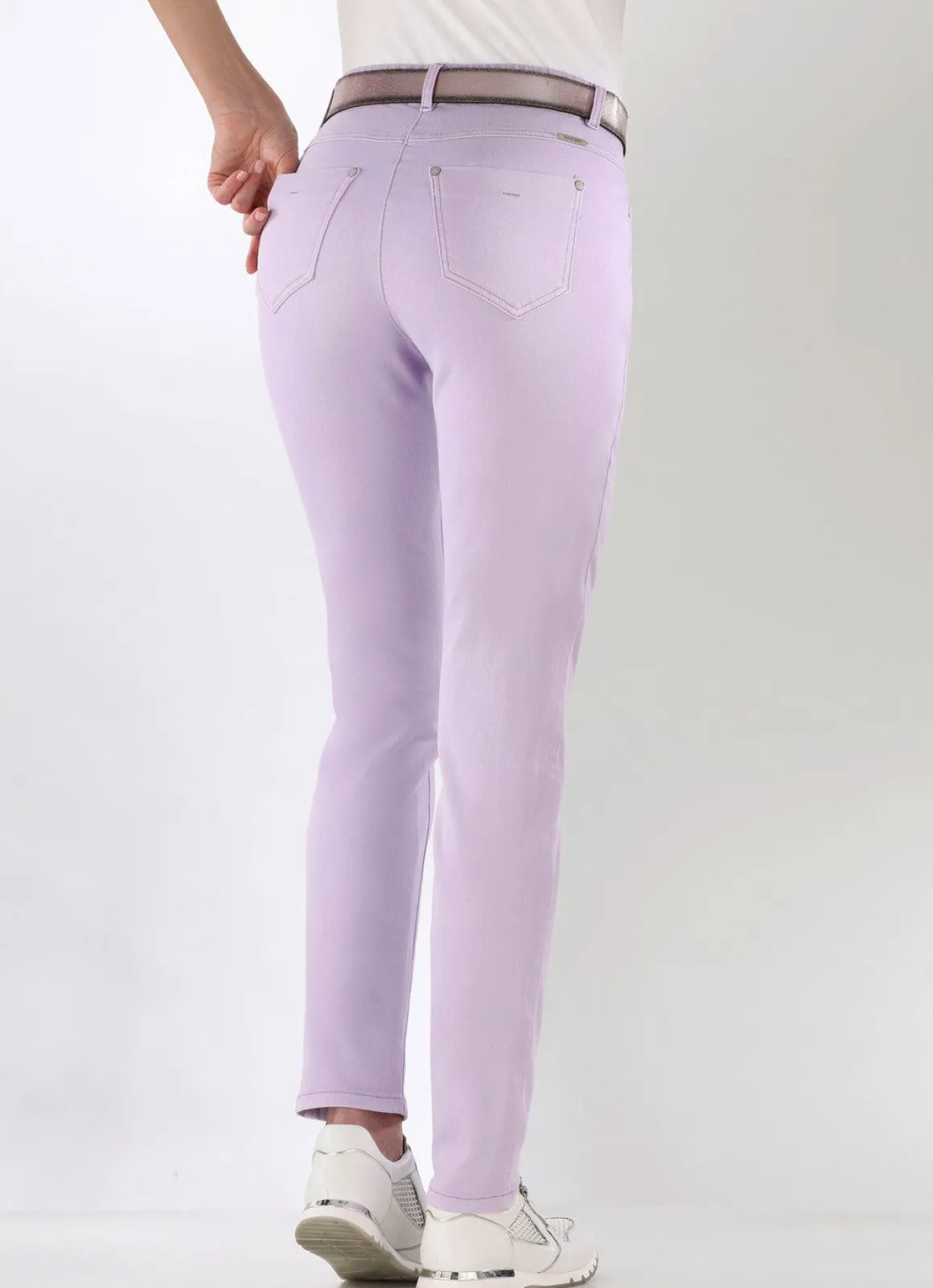Magic-Jeans mit hohem Stretchanteil
