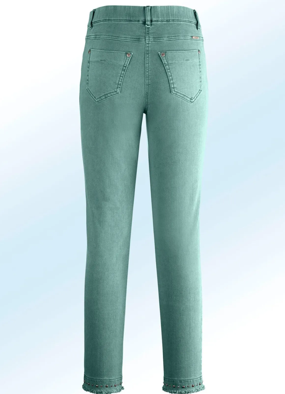 Magic-Jeans mit toller Nietenzier sowie angesagtem Fransensaum