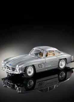 Mercedes-Benz 300SL als Metallspritzgussmodell