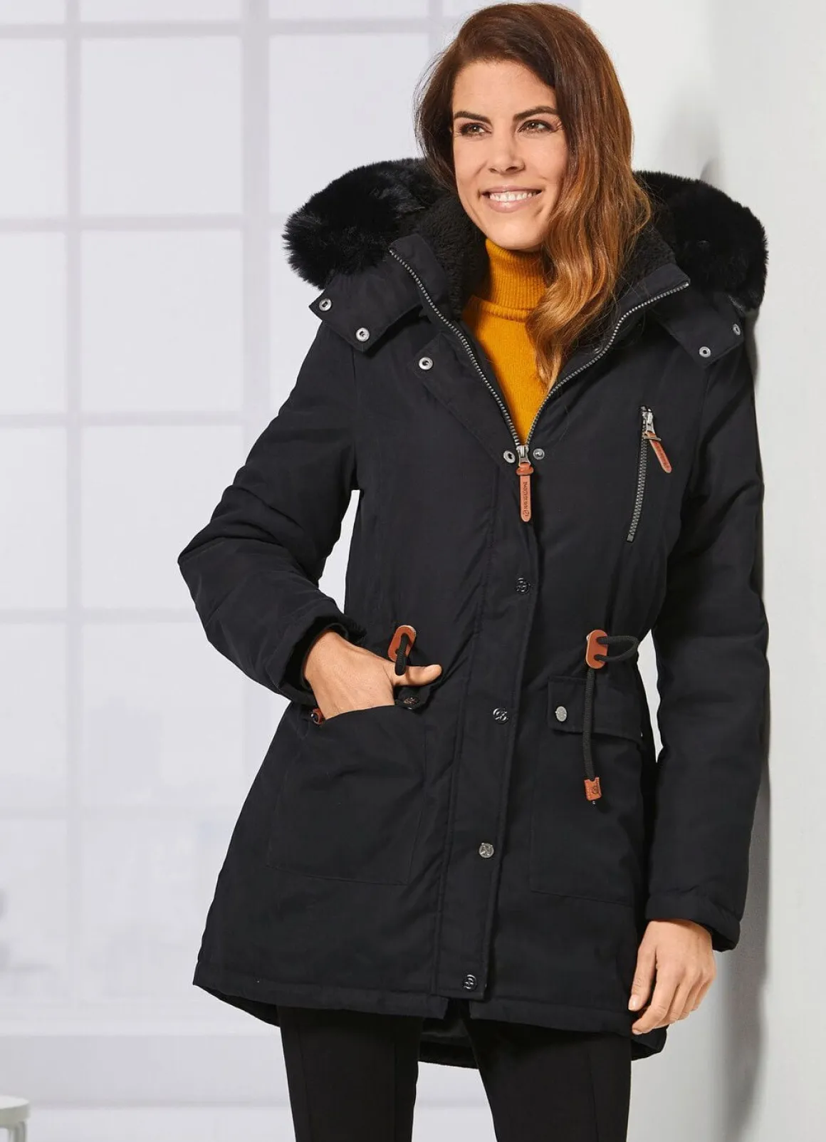 Parka mit Plüsch-Innenausstattung in der Kapuze