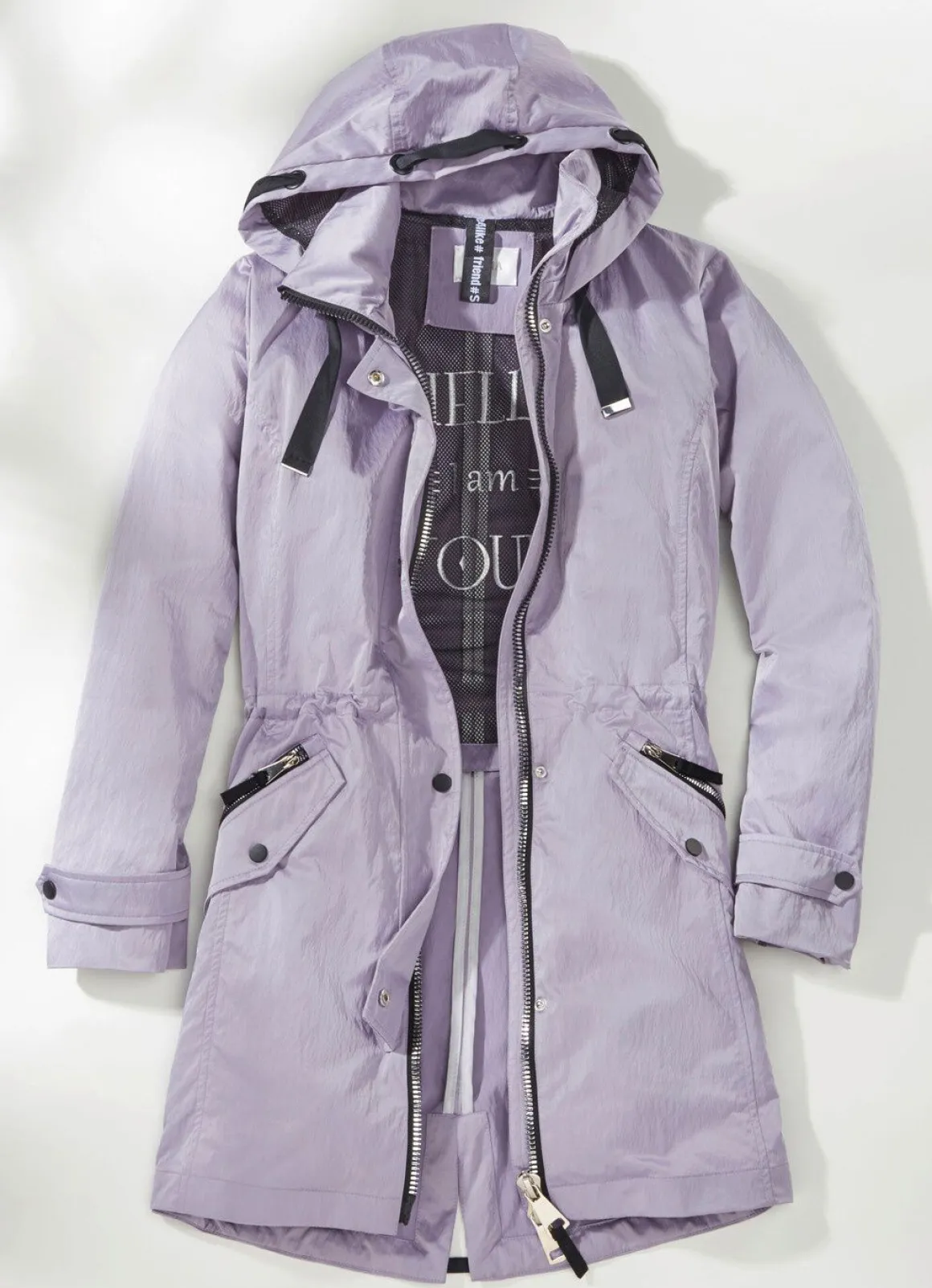 Parka mt dekorativem Zierband