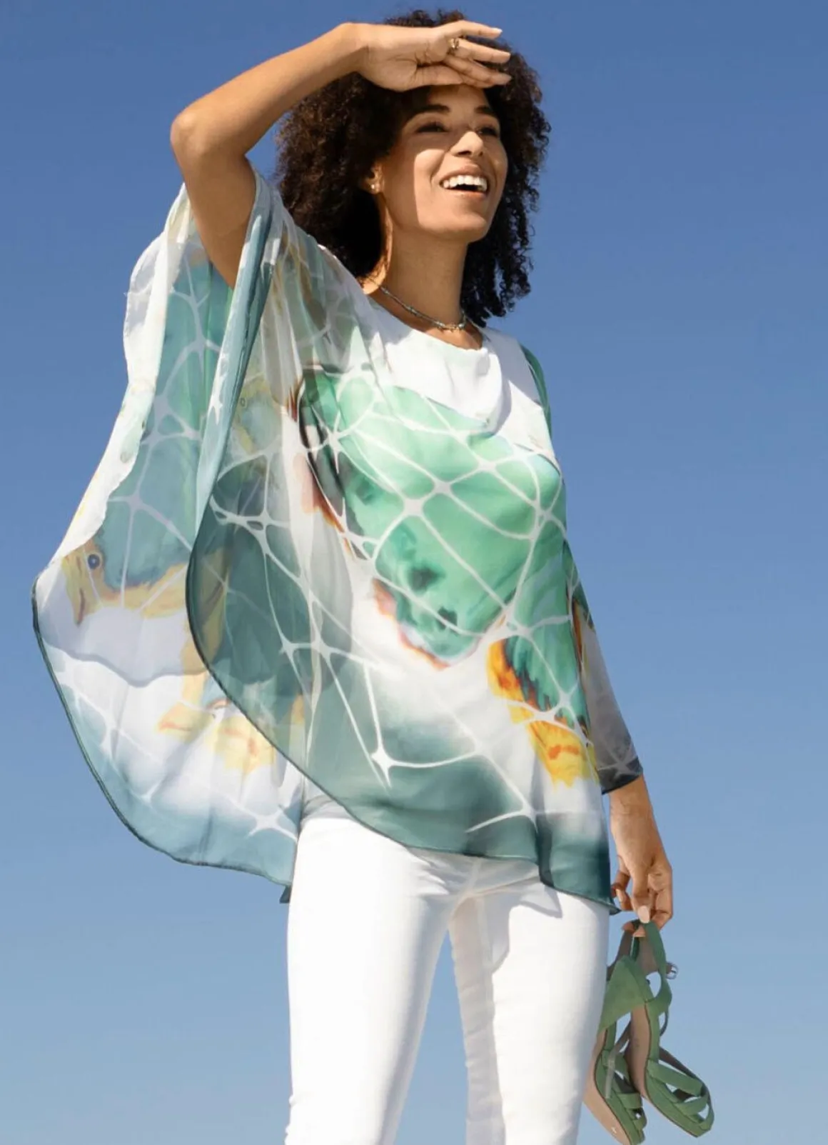 Poncho-Tunika mit eingearbeitetem Trägershirt