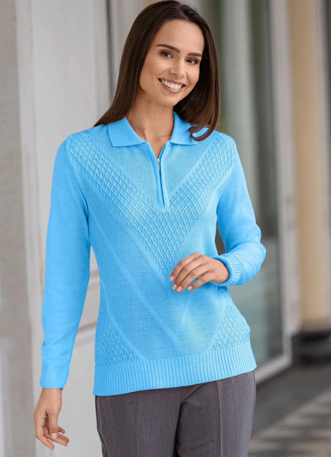 Pullover mit dezentem Glanz