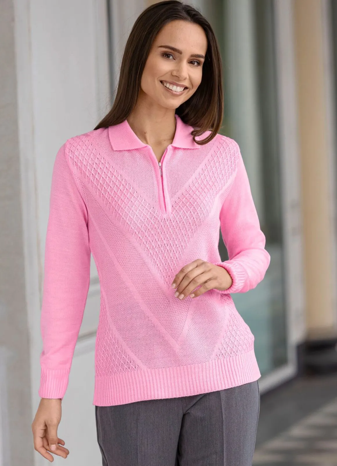 Pullover mit dezentem Glanz
