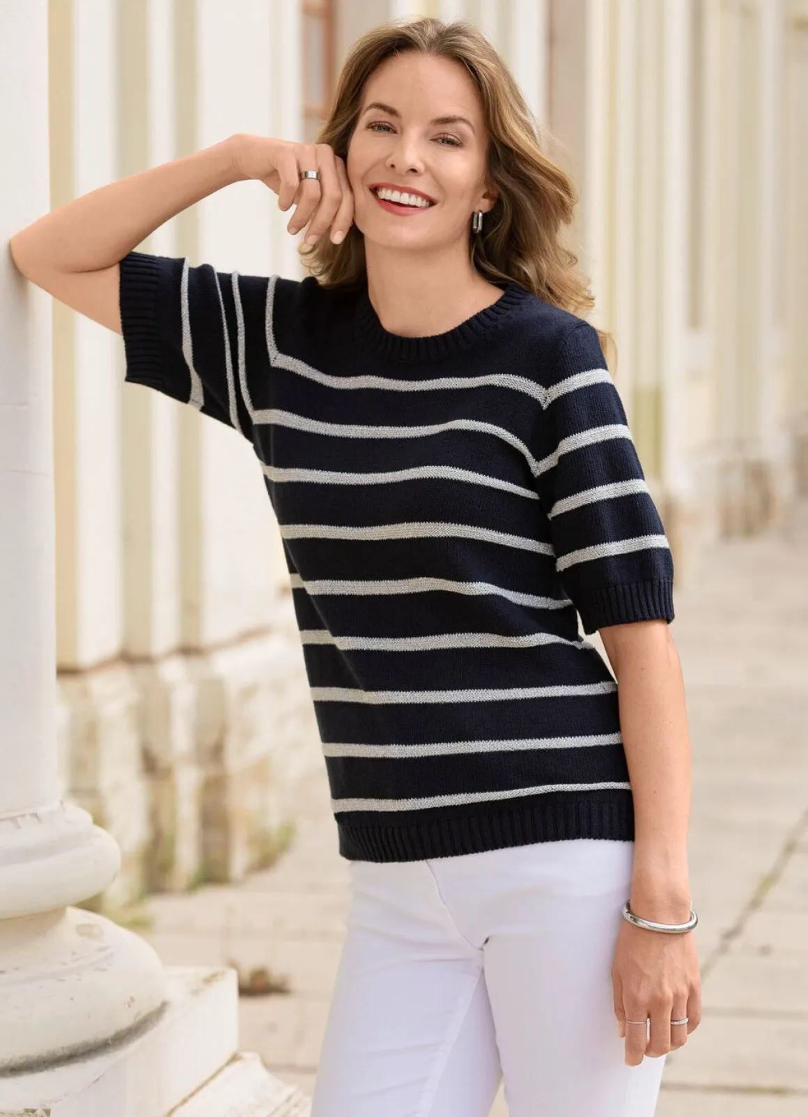 Pullover mit edlen Glitzerstreifen
