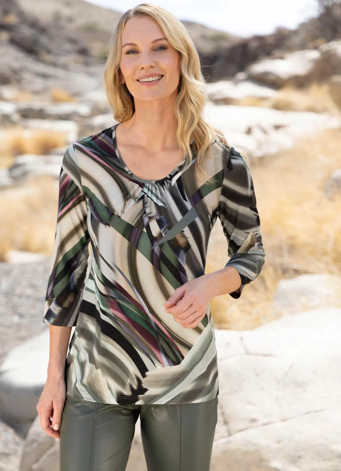 Shirt mit farbbrillantem Allover-Druck