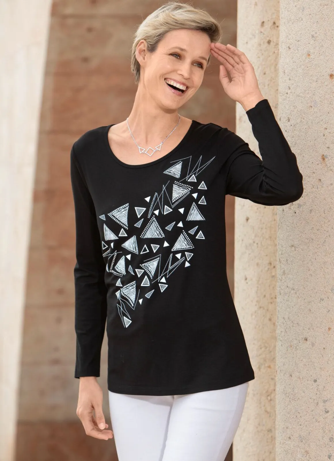 Shirt mit Kontrastdruck