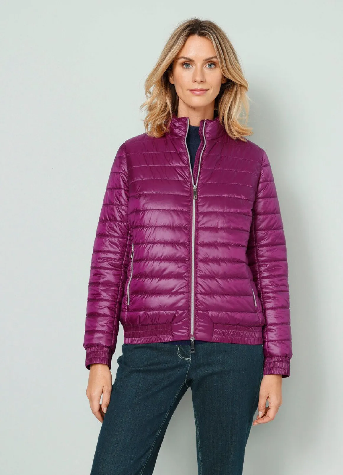 Steppjacke mit Reißverschlusstaschen