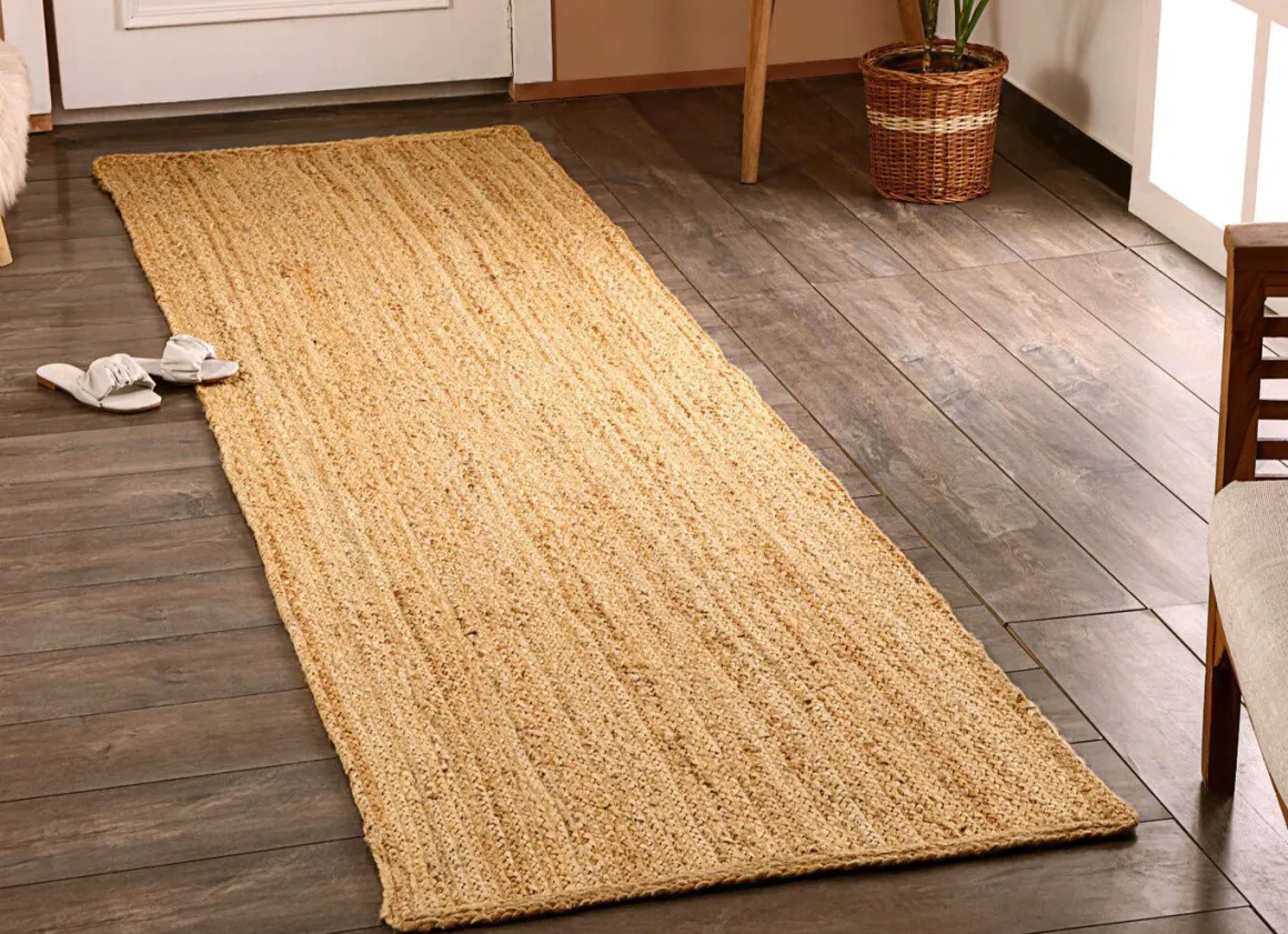 Teppiche und Brücken aus Jute