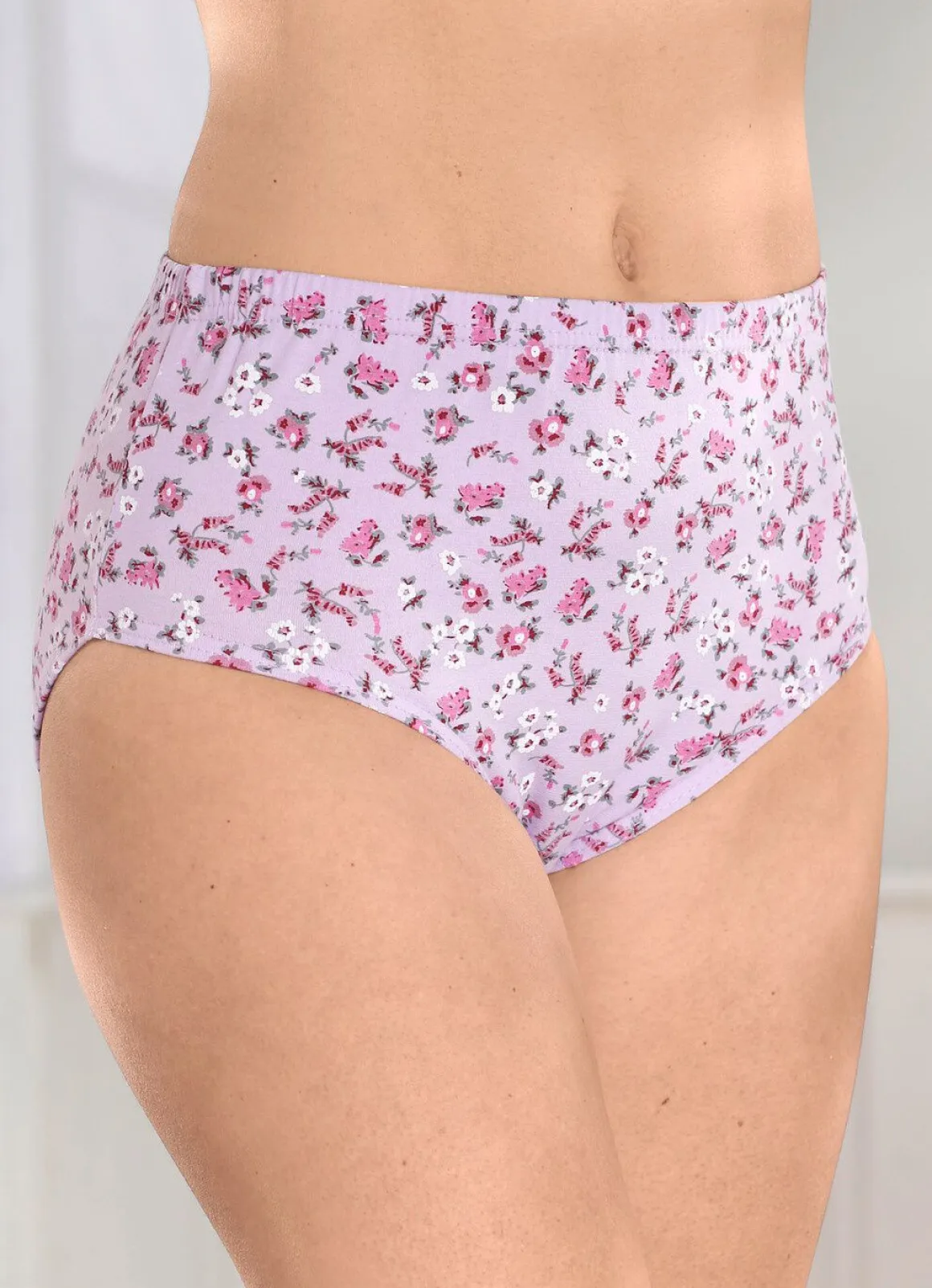 Viererpack Slips mit Floraldessin