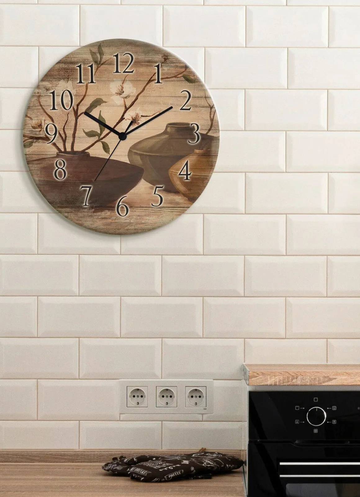 Wanduhr im Vintage-Look