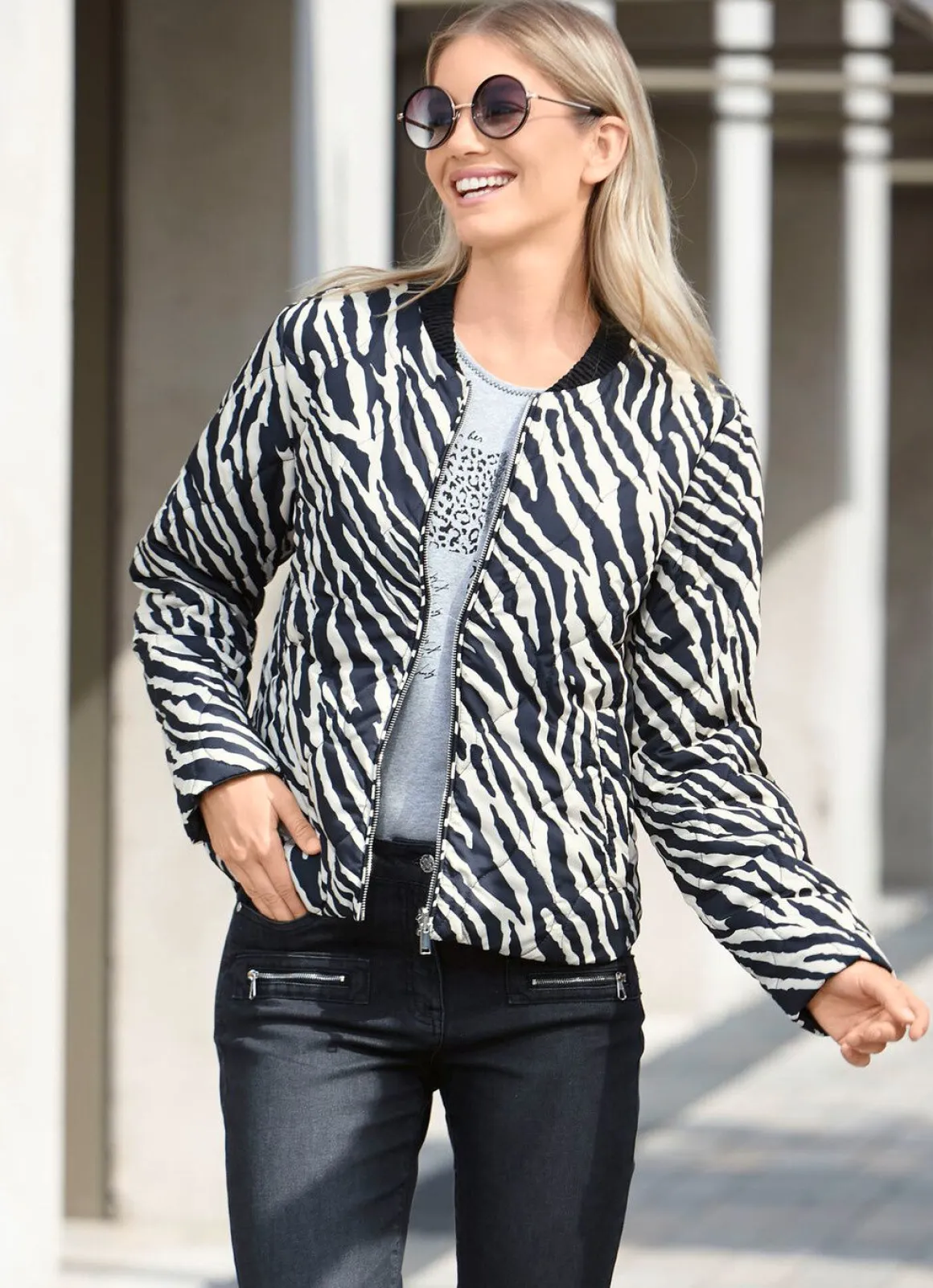 Wende-Kurzjacke in Blousonoptik